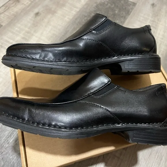 Nunn Bush - Picture 3 of 7